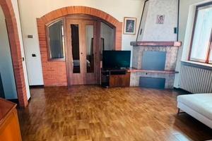 Quadrilocale Gandino con garage doppio libero ora