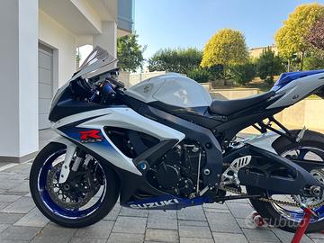 Suzuki GSX-R 750