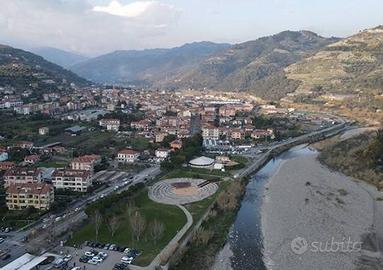 Immobile di 180 m² a Camporosso