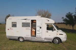 Mobilvetta OPERA - Semintegrale - IVECO 2.8 TD