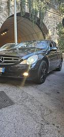 Mercedes R320