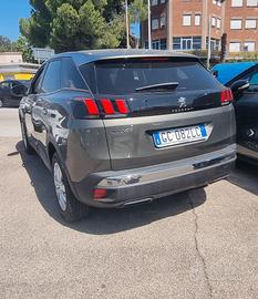 Peugeot 3008 1.2 turbo benzina  come nuova 