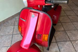 Vespa 50 anni 90