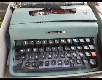 macchina per scrivere olivetti
