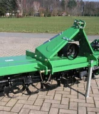 Zappatrice / Fresatrice per trattori da 16 a 70 CV