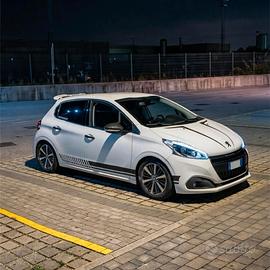 Peugeot 208 Mk1 1.2 82CV - ok neopatentati