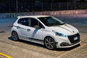 Peugeot 208 Mk1 1.2 82CV - ok neopatentati
