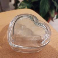 Scatola portagioie a cuore in vetro