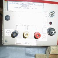 Alimentatore triplo stabilizzato in continua