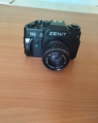 macchina fotografica zenit 122 + obbiettivo