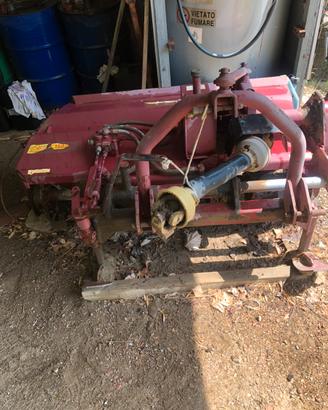 Trattore agricolo