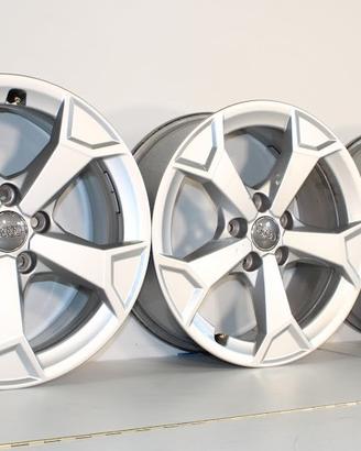 4 Cerchi Originali Q3 - 17" + Spedizione Gratis
