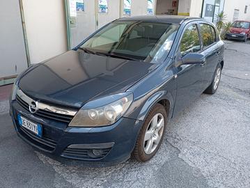 Opel Astra 1.7 CDTI 101CV 5 porte Cosmo