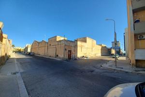 Locale/opificio commerciale mc. 7000