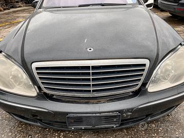 Ricambi usati per Mercedes classe S 4.0 CDI W220