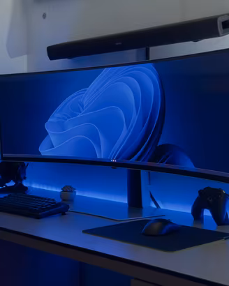 Samsung Odyssey OLED G9 49”  Pari al nuovo
