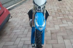 TM en 250 fi 2021 2t