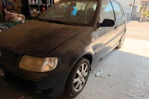 Polo 1400 16v per ricambi