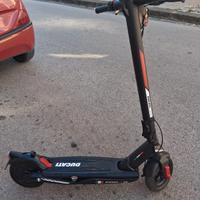 Monopattino elettrico Ducati