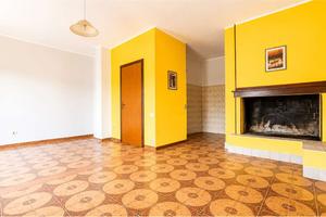 Indipendente con grande cortile