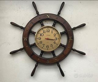 Orologio da parete a forma di timone vintage