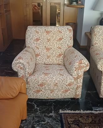 2 poltrone frau