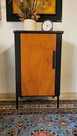 mobile bar moderno ricavato da mobile vintage