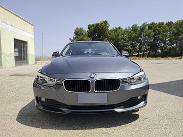BMW 318d Touring (2013) - 2.0cc - 143 CV