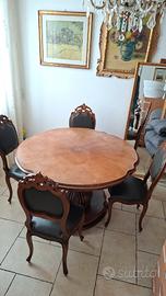 Tavolo in legno rotondo con 4 sedie