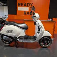 Vespa GTS 300 Super