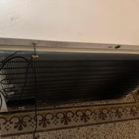 Congelatore a pozzetto capiente-ottimecondizioni