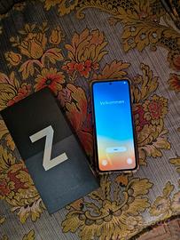 Samsung galaxy flip3 