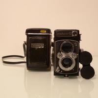 Yashica 12