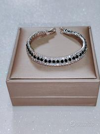 Bracciale Tennis Colore Argento con Zirconi Neri 