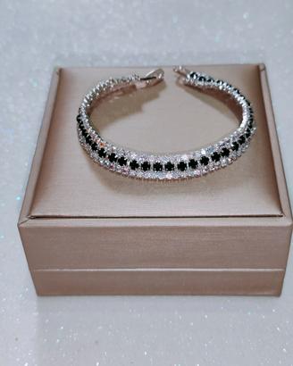 Bracciale Tennis Colore Argento con Zirconi Neri 