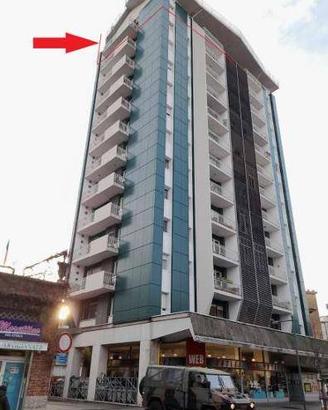 Immobile in asta di 162 m² con più di 5 locali a U