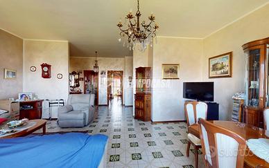 5 LOCALI LIBERO SUBITO!