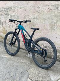 Trek slash