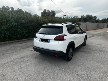 Vendo Peugeot 2008 signature