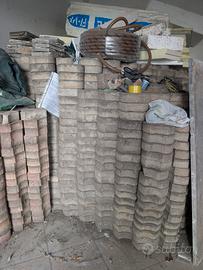 120mq. Autobloccanti ex ediltubi Smontati