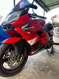 kawasaki ZX-9R