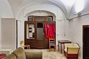 Appartamento di 100 m² con più di 5 locali a Caste