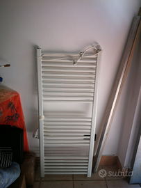 Termo arredo nuovo. Mai usato. 120x50