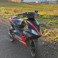 Aprilia sr Factory