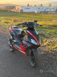 Aprilia sr Factory