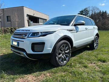 Range Evoque    LEGGERE