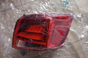 FARO POSTERIORE DESTRO SEAT ARONA Nuovo