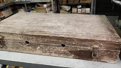 Cassetta d'epoca legno