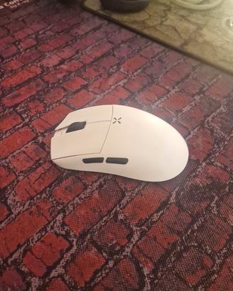 Hitscan Hyperlight Mouse gaming