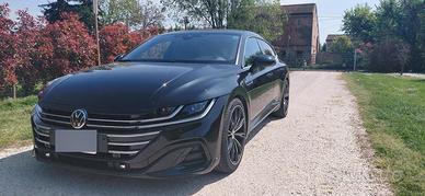 Vw Arteon shooting brake tdi dsg R Line